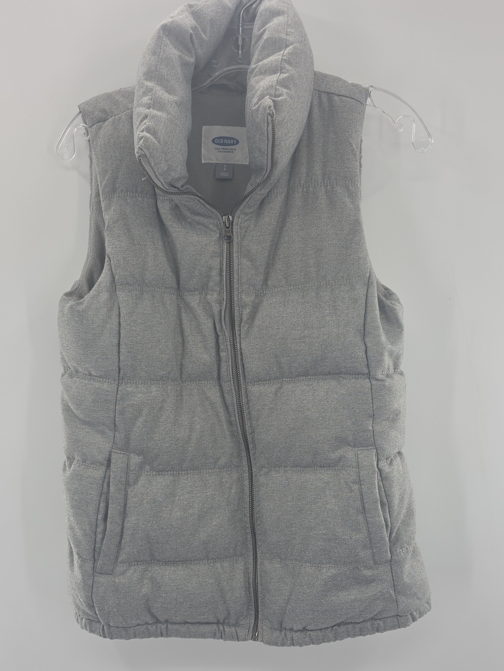 Old Navy Light Gray Quilted Puffer Vest